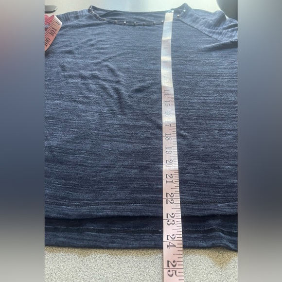 Cleo Blue & Black Heathered Light Knit Top Size Medium - Picture 11 of 13